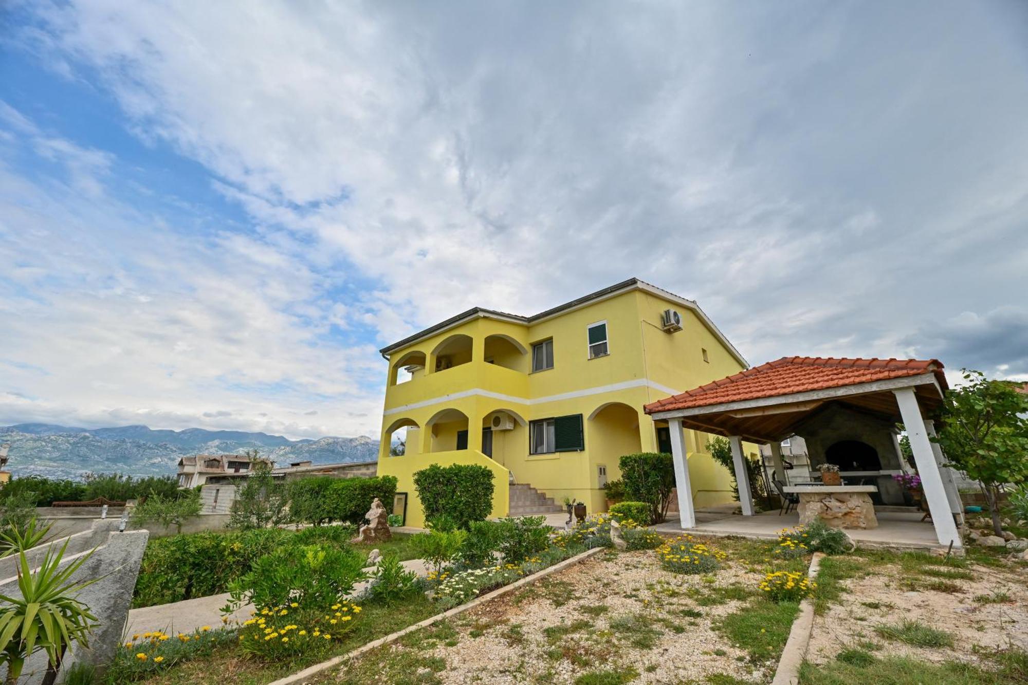 Apartment Razanac Nikola 2 Luaran gambar