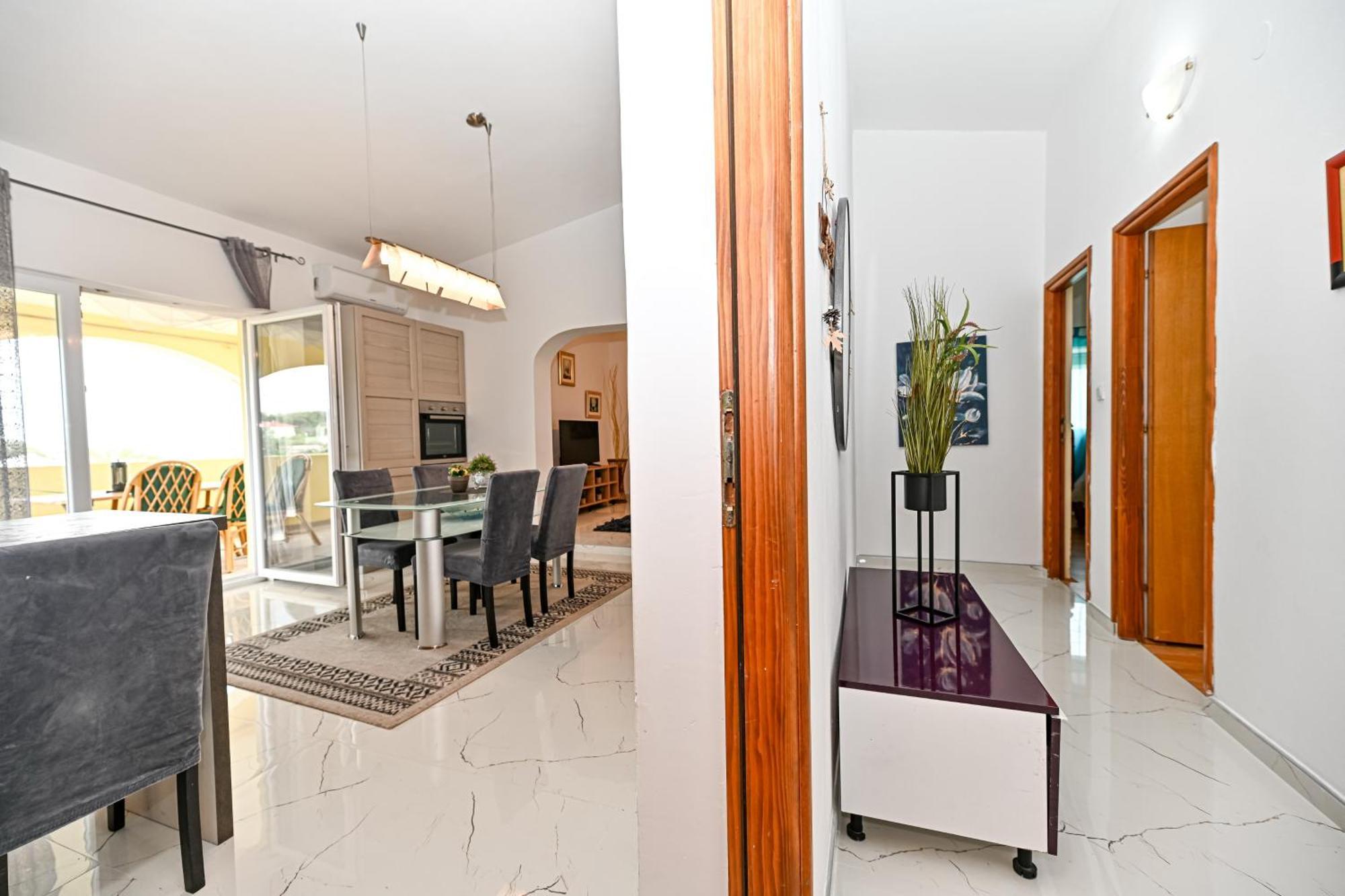 Apartment Razanac Nikola 2 Luaran gambar